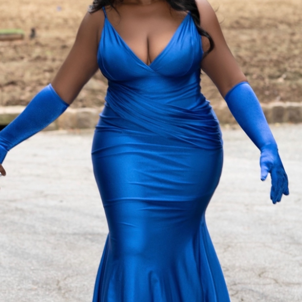 Jessica Angel Blue Gown Large